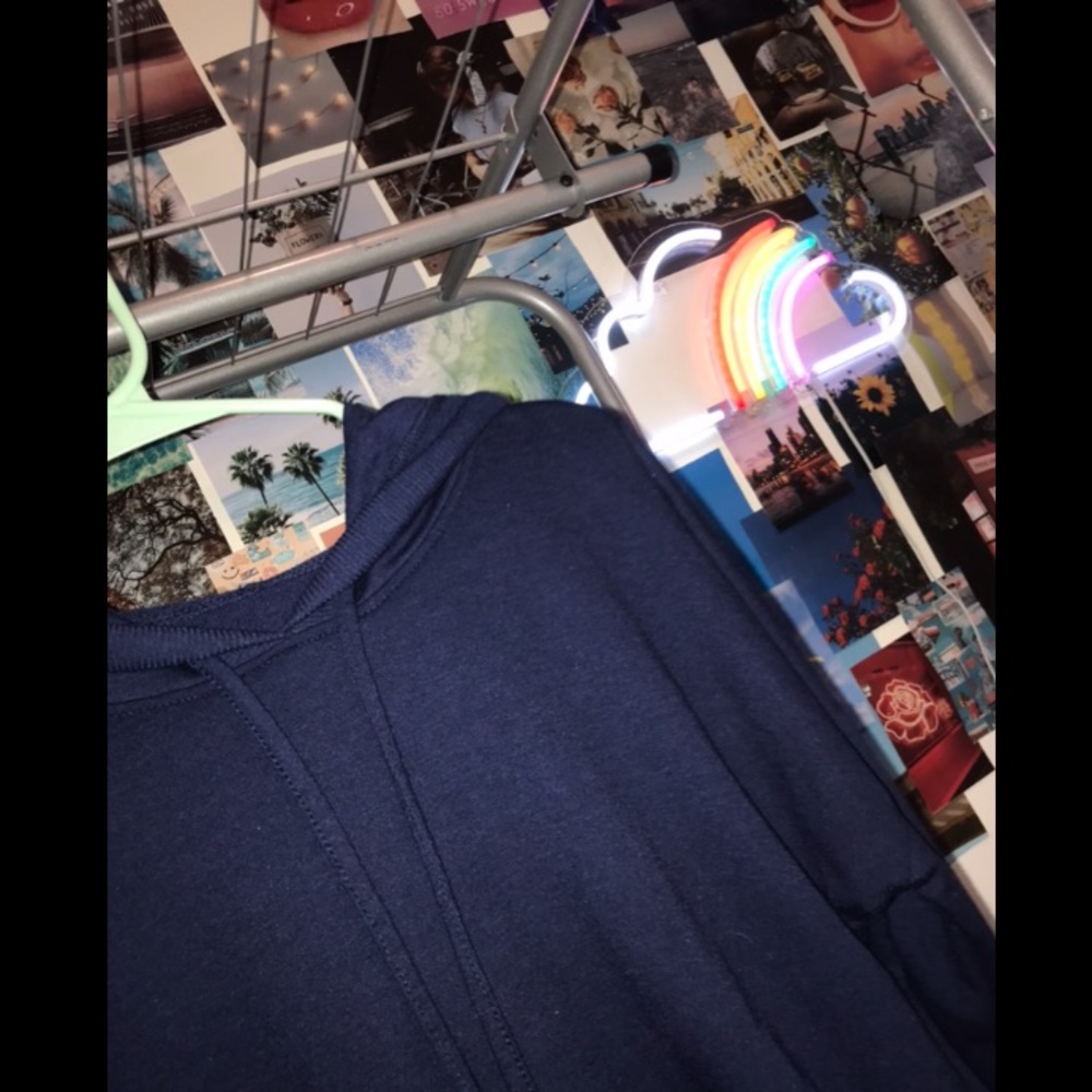 Balance Collection Hoodie Size M